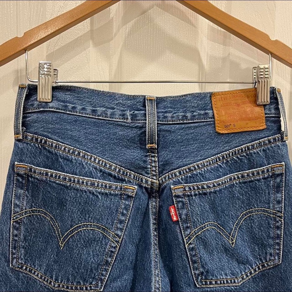 levi’s 501 S high-waisted jeans